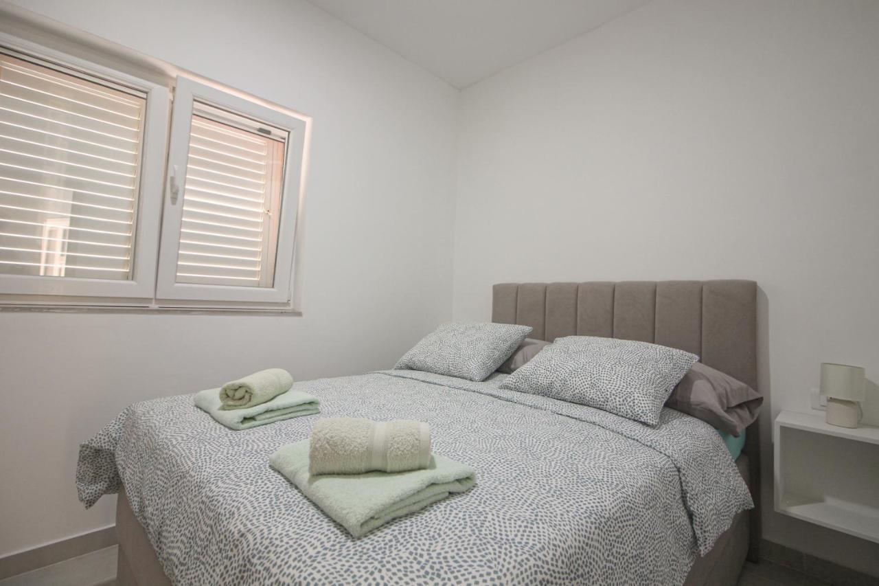 Apartman Toni Rogoznica  Εξωτερικό φωτογραφία